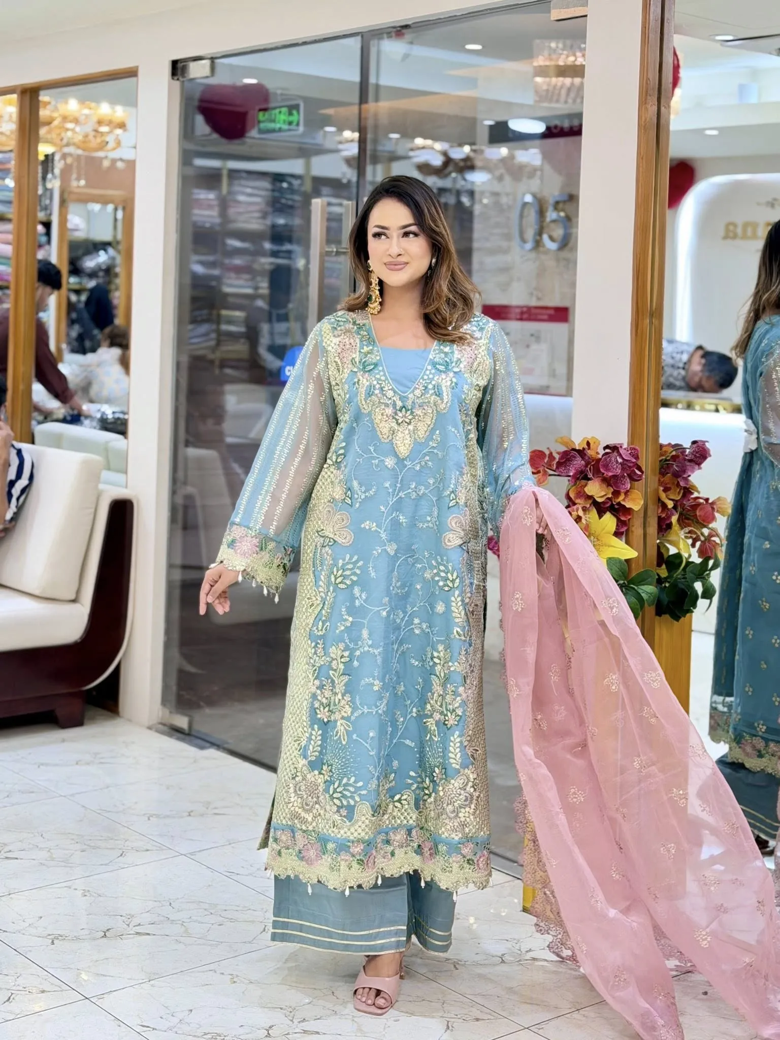 AFROZEH La-Donna stitched