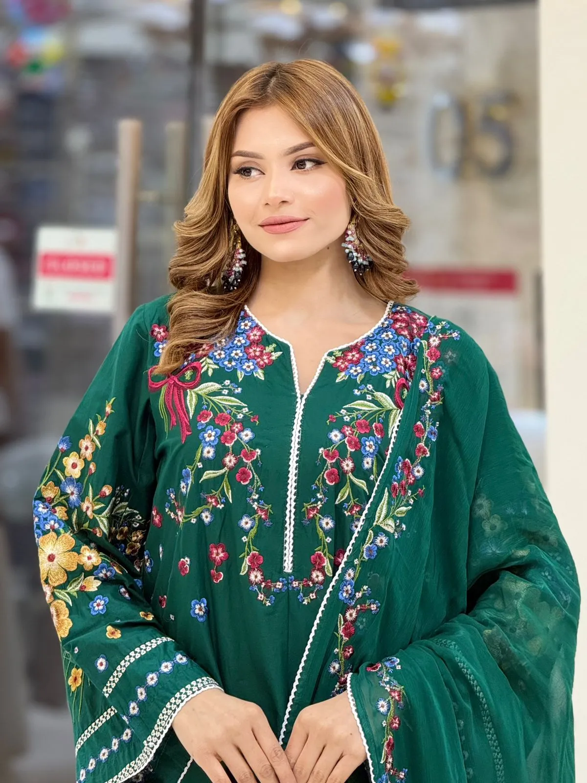 JUGNU la donna stitch