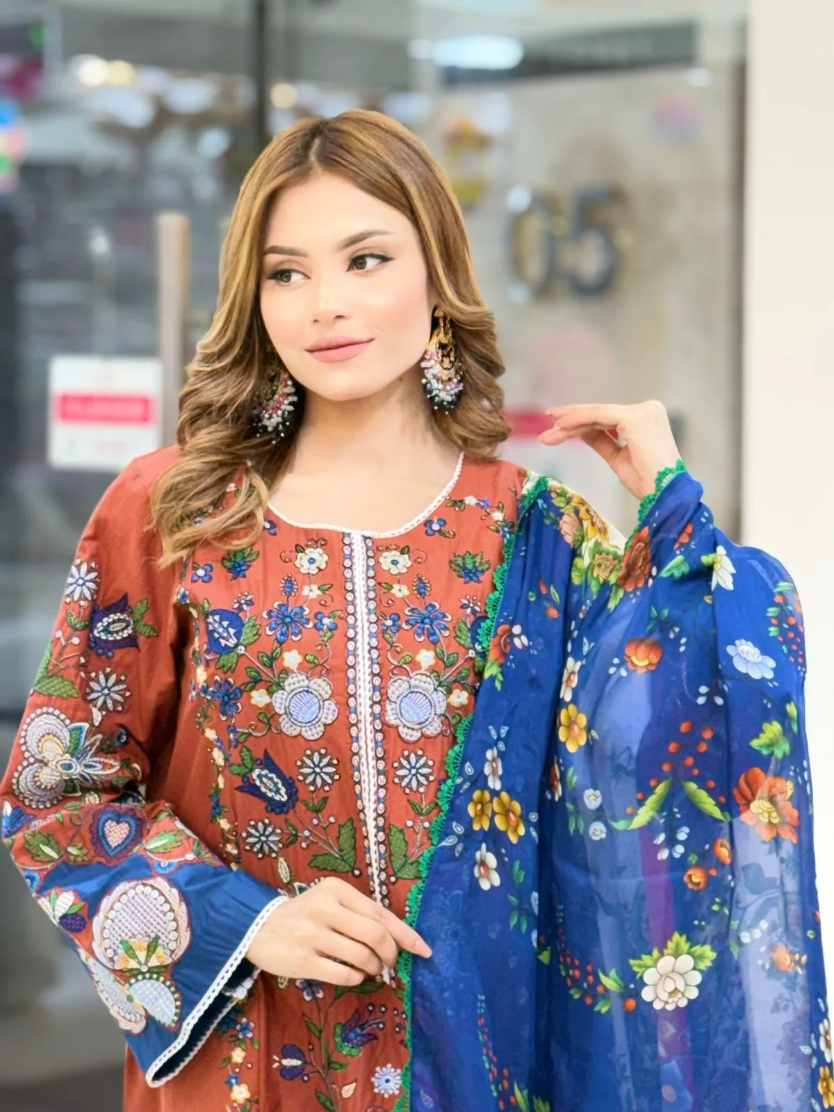 JUGNU la donna stitch