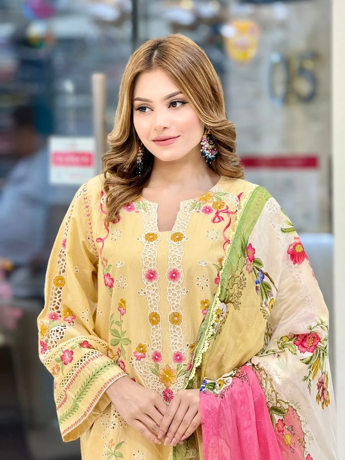 JUGNU la donna stitch