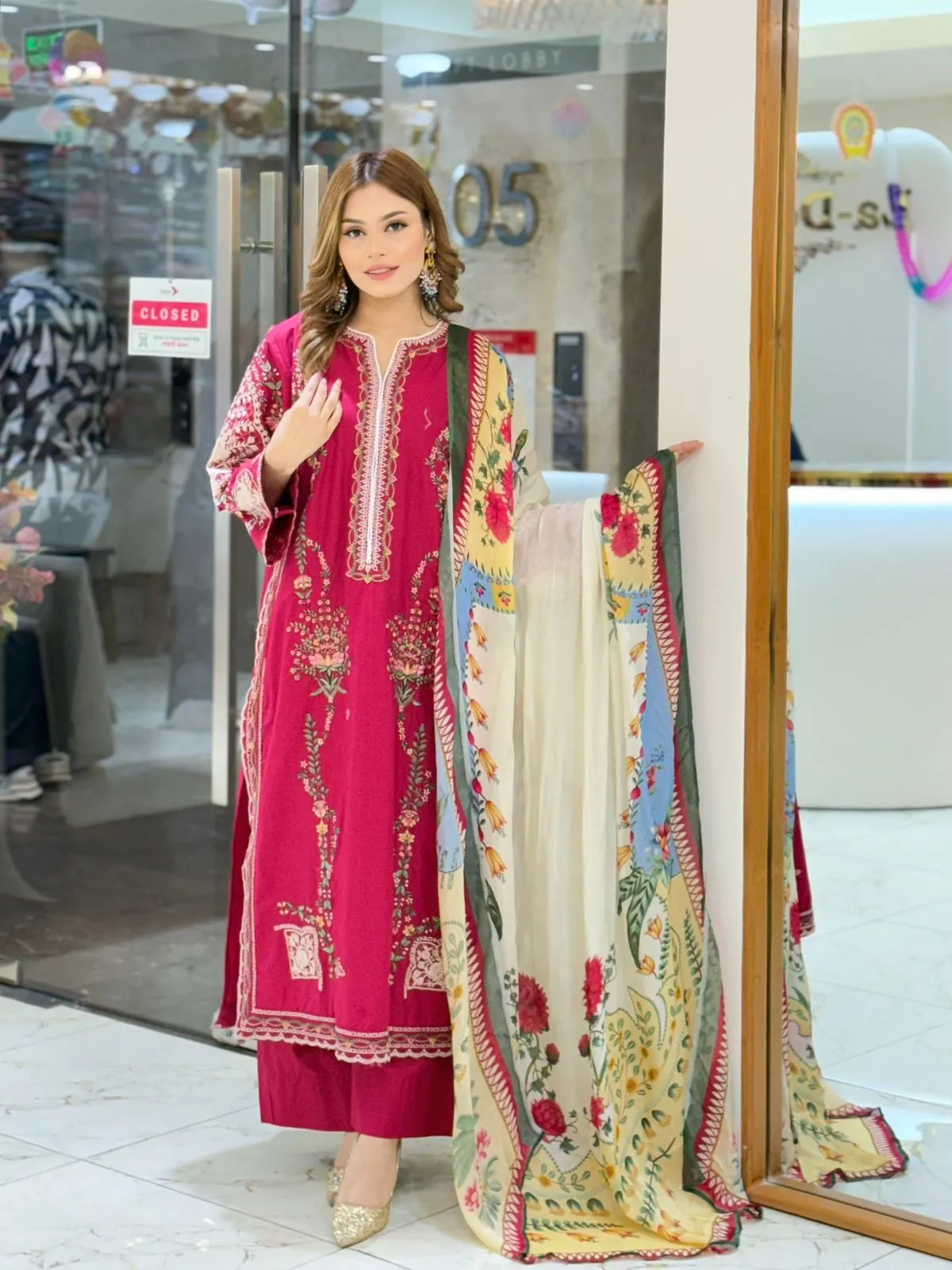 JUGNU la donna stitch