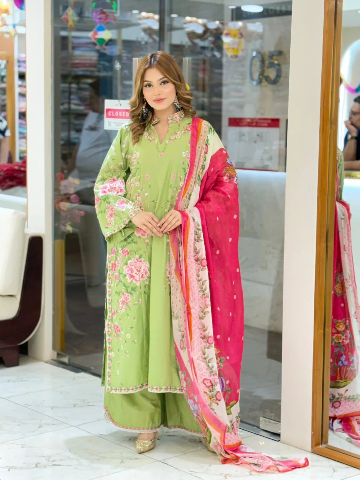 JUGNU la donna stitch