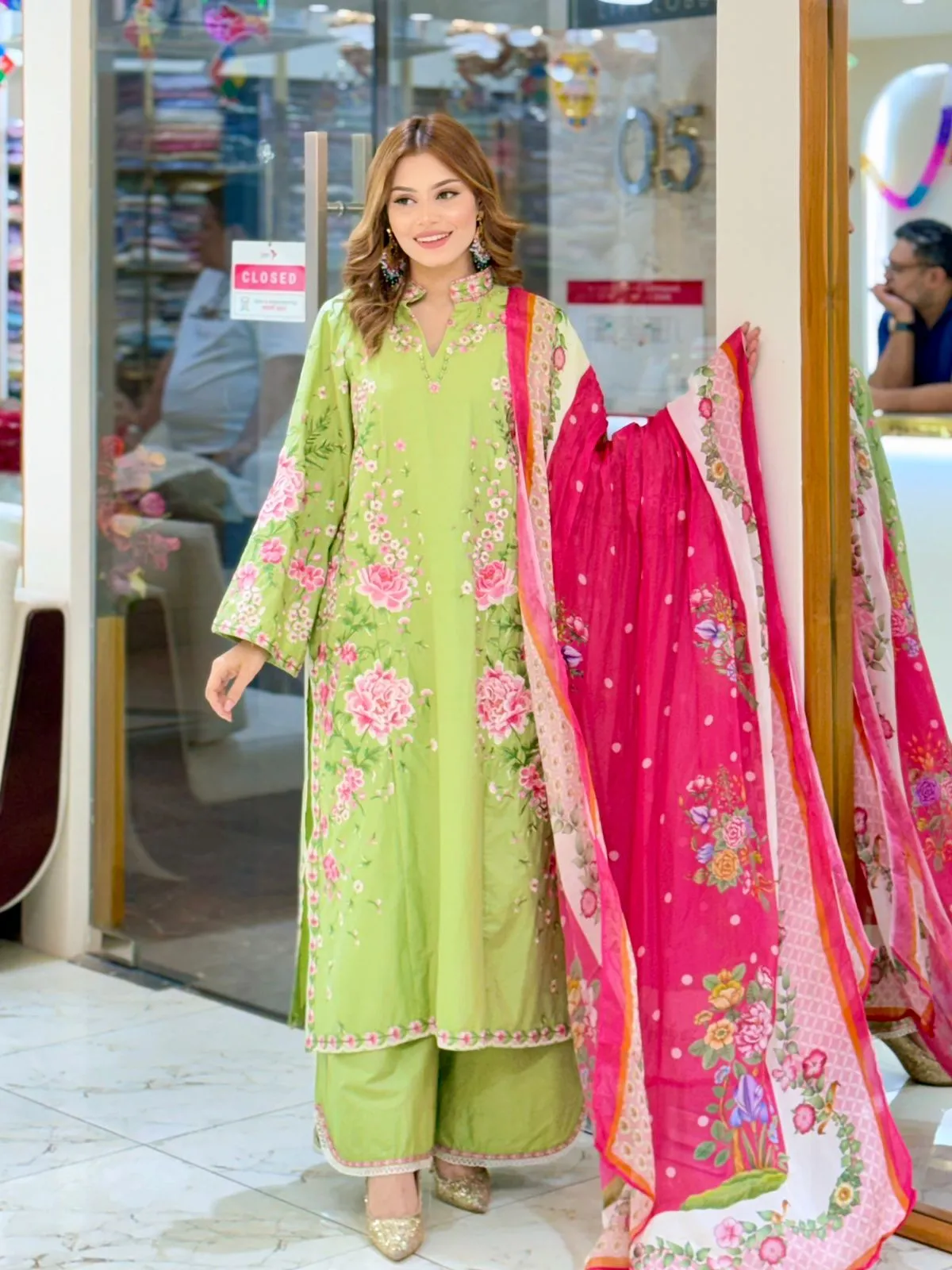 JUGNU la donna stitch