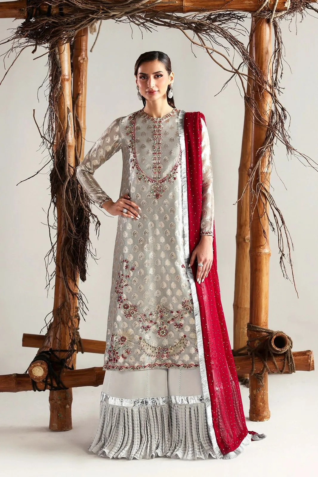 VANYA RTW