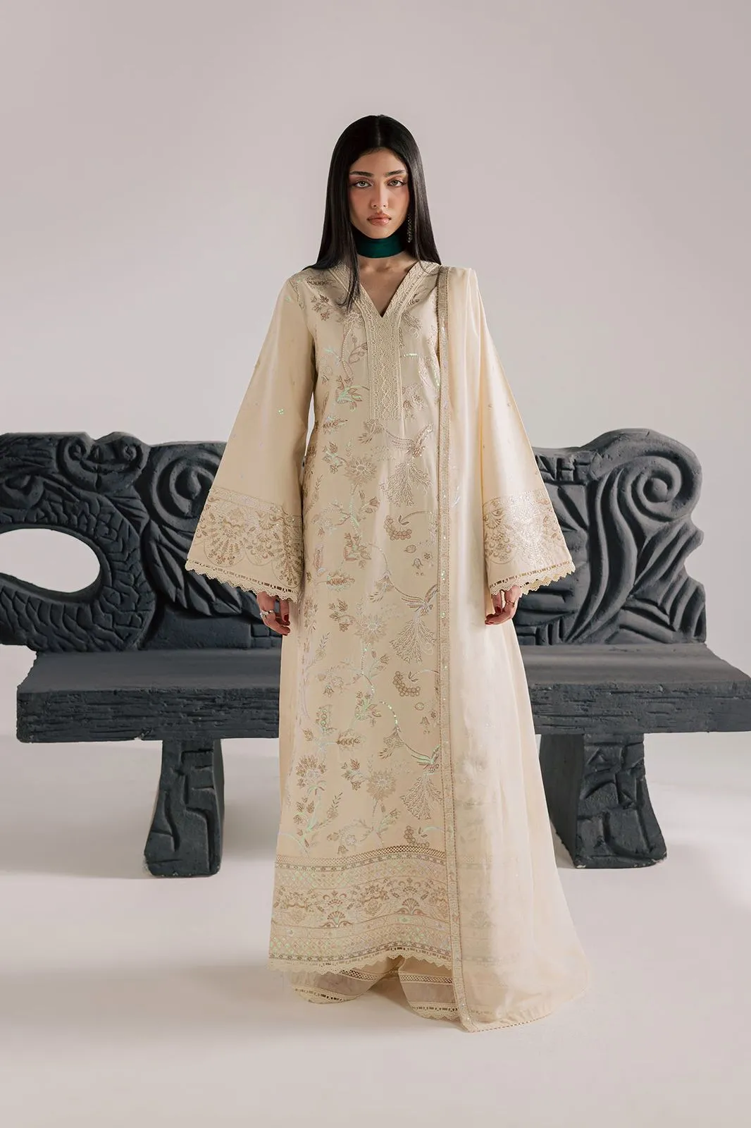 VANYA RTW