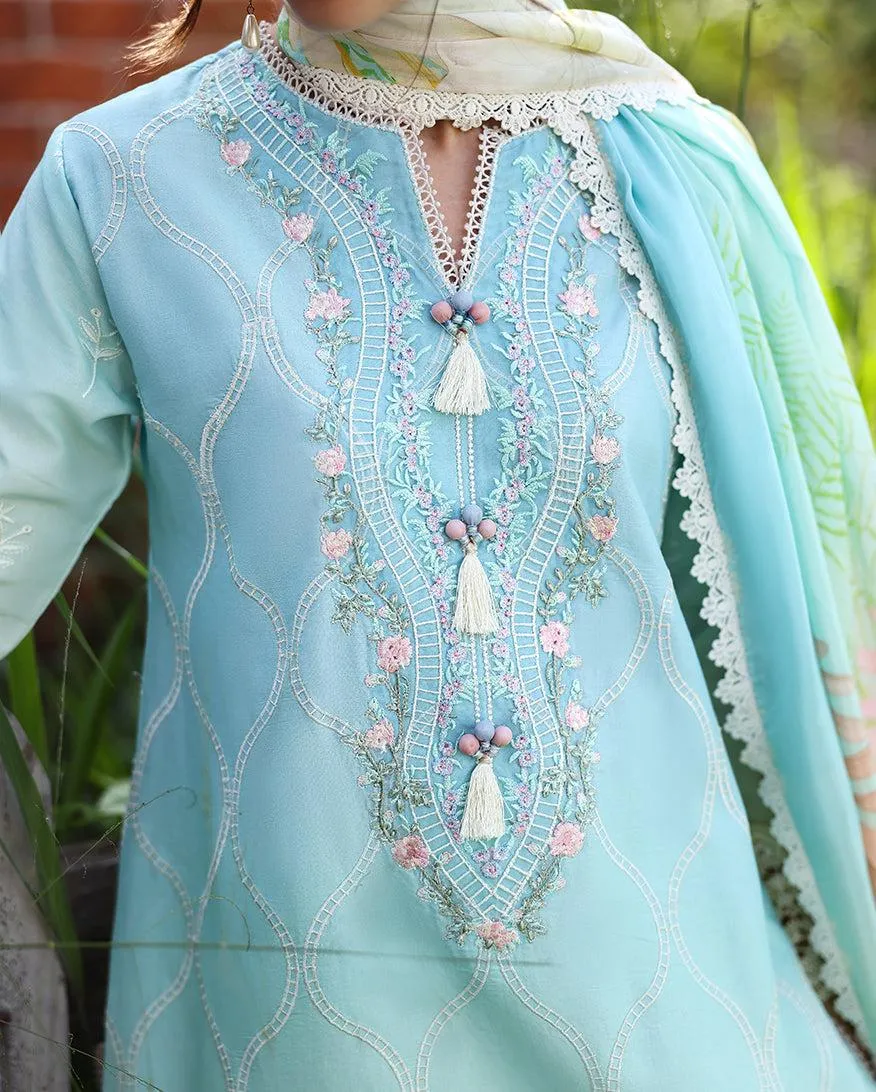 MUSHQ Solace | Ombre Chikankari