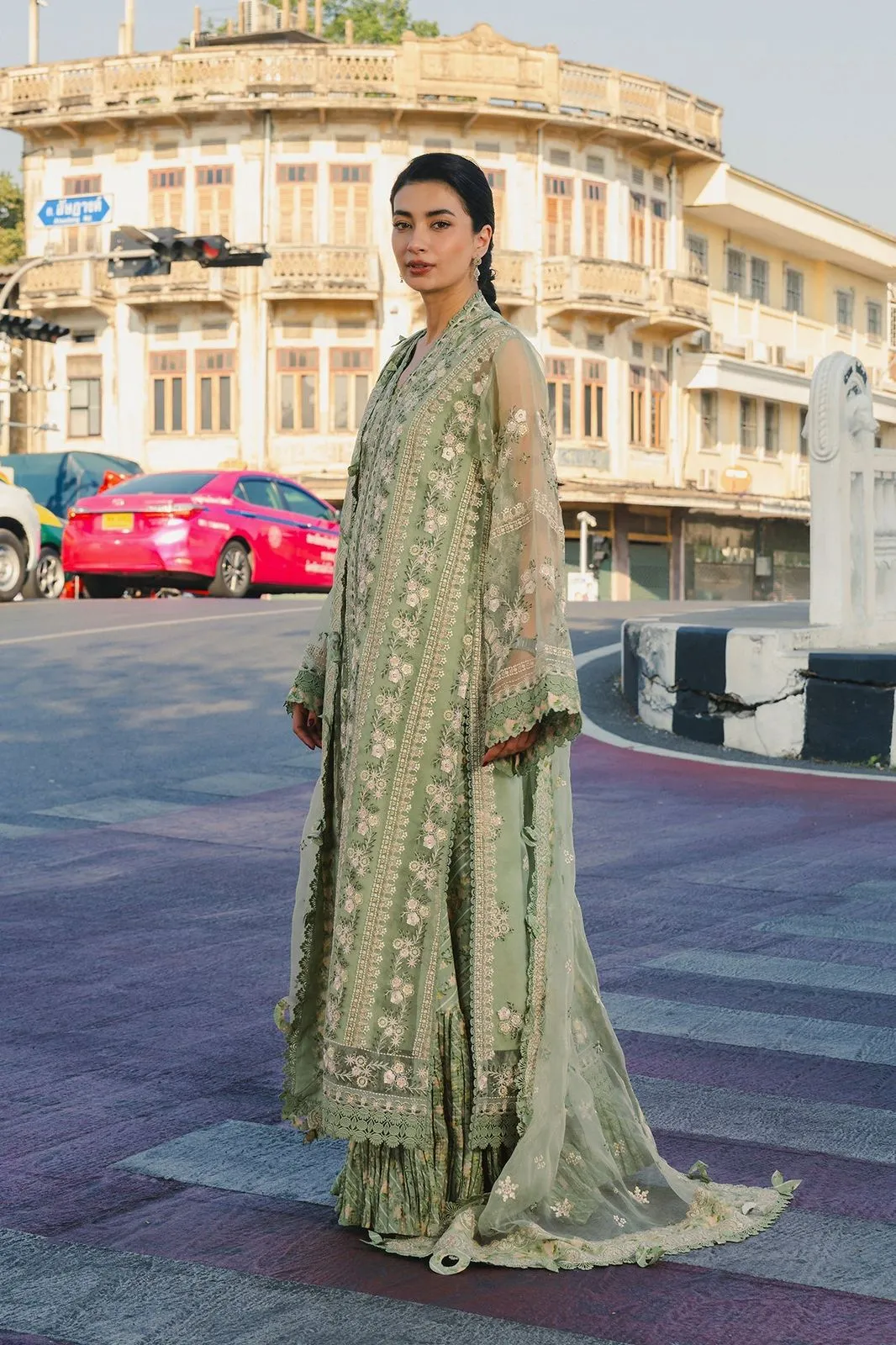 AFROZEH MULAQAAT