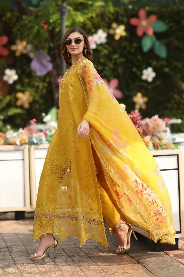 Noor By Saadia Asad