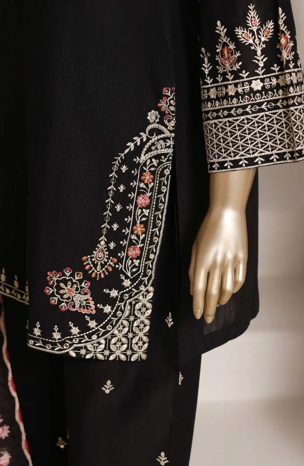 SADABAHAR EMBROIDERED EID COLLECTION 26 
