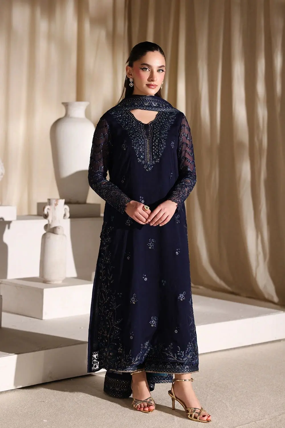 AZURE LUXE