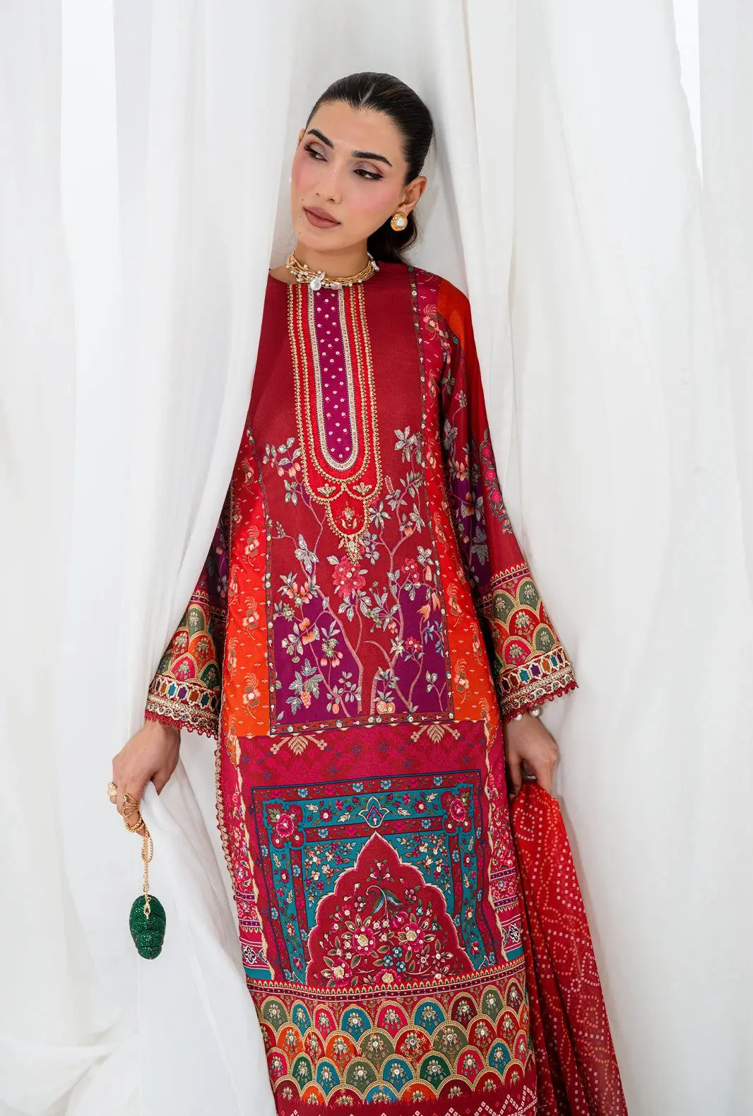 AJR LUXE 26 RTW
