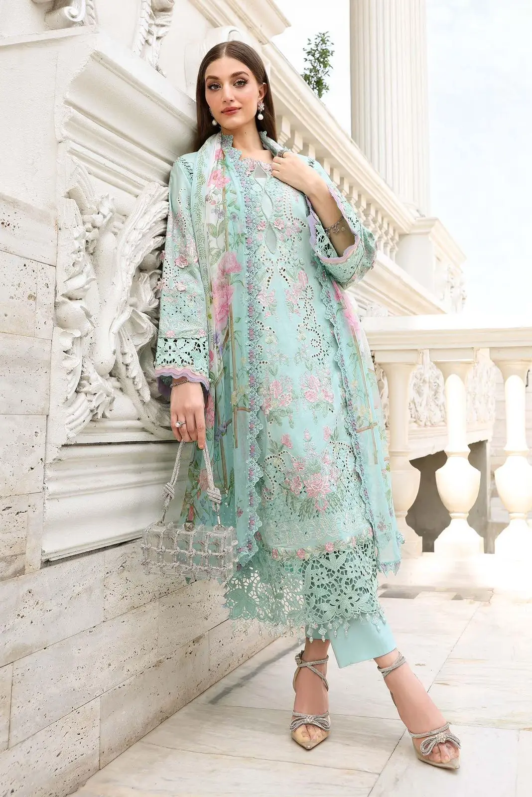 MARIA B LUXURY LAWN