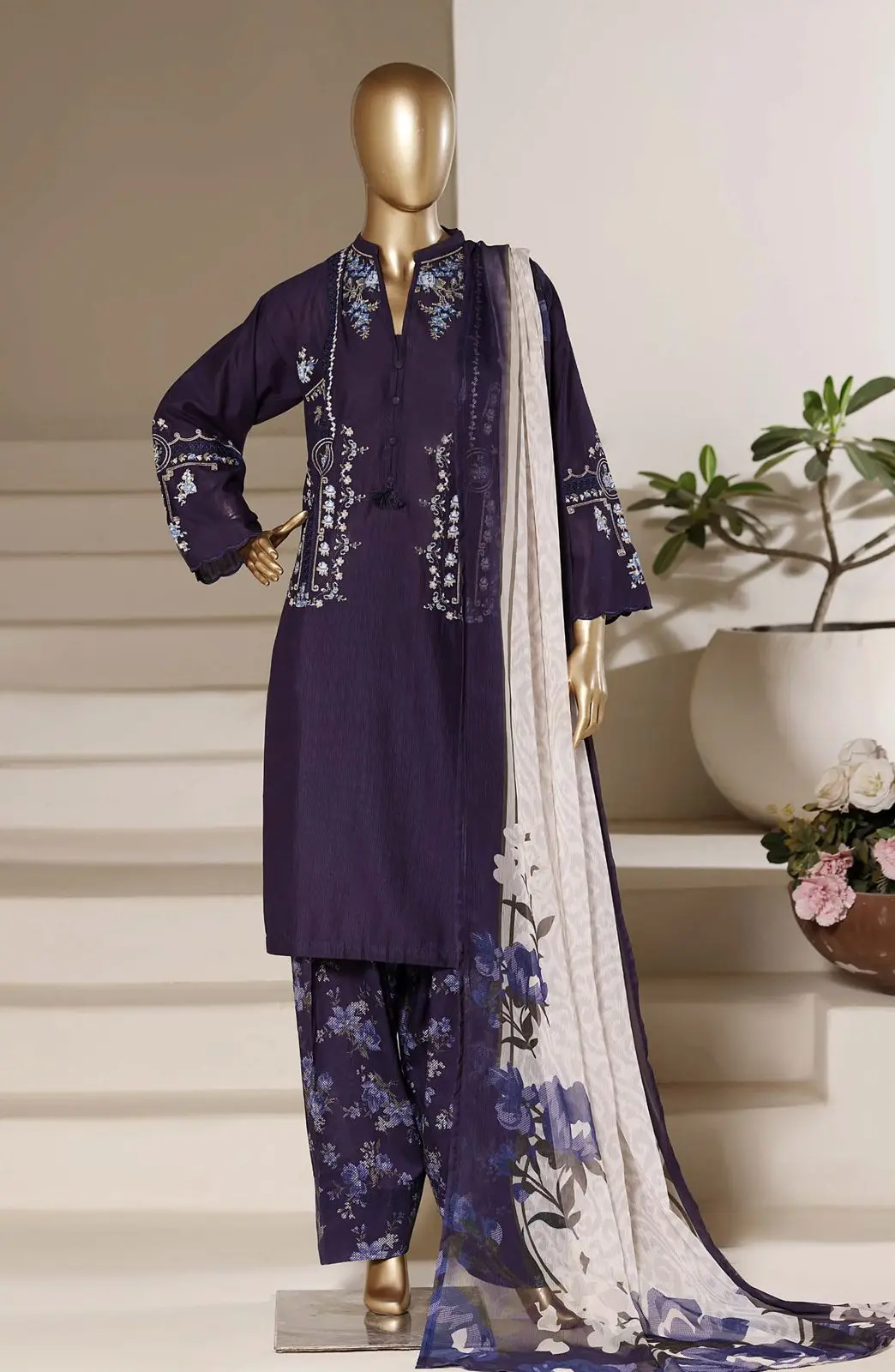SADABAHAR Eclair Embroidery