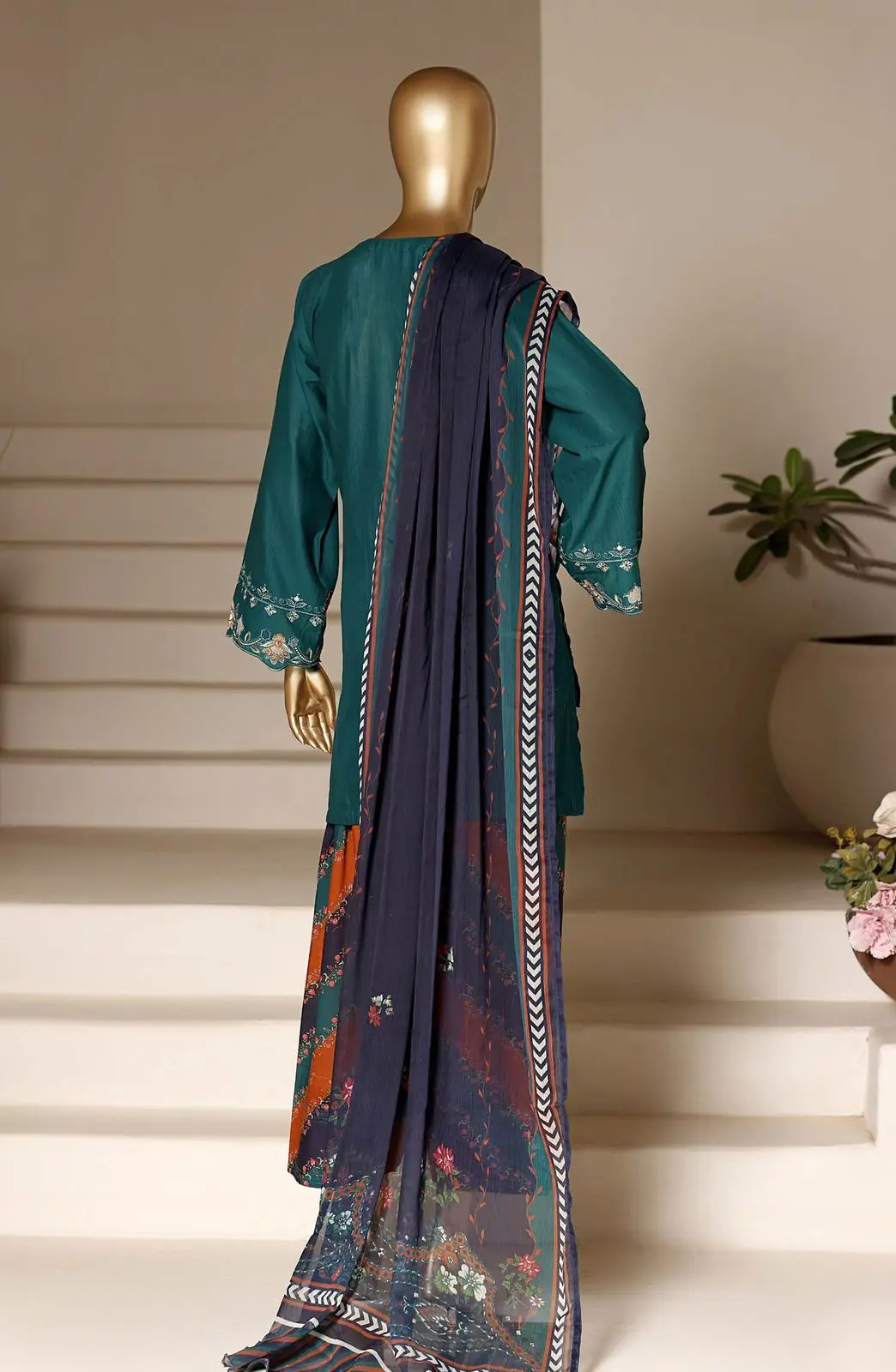 SADABAHAR Eclair Embroidery