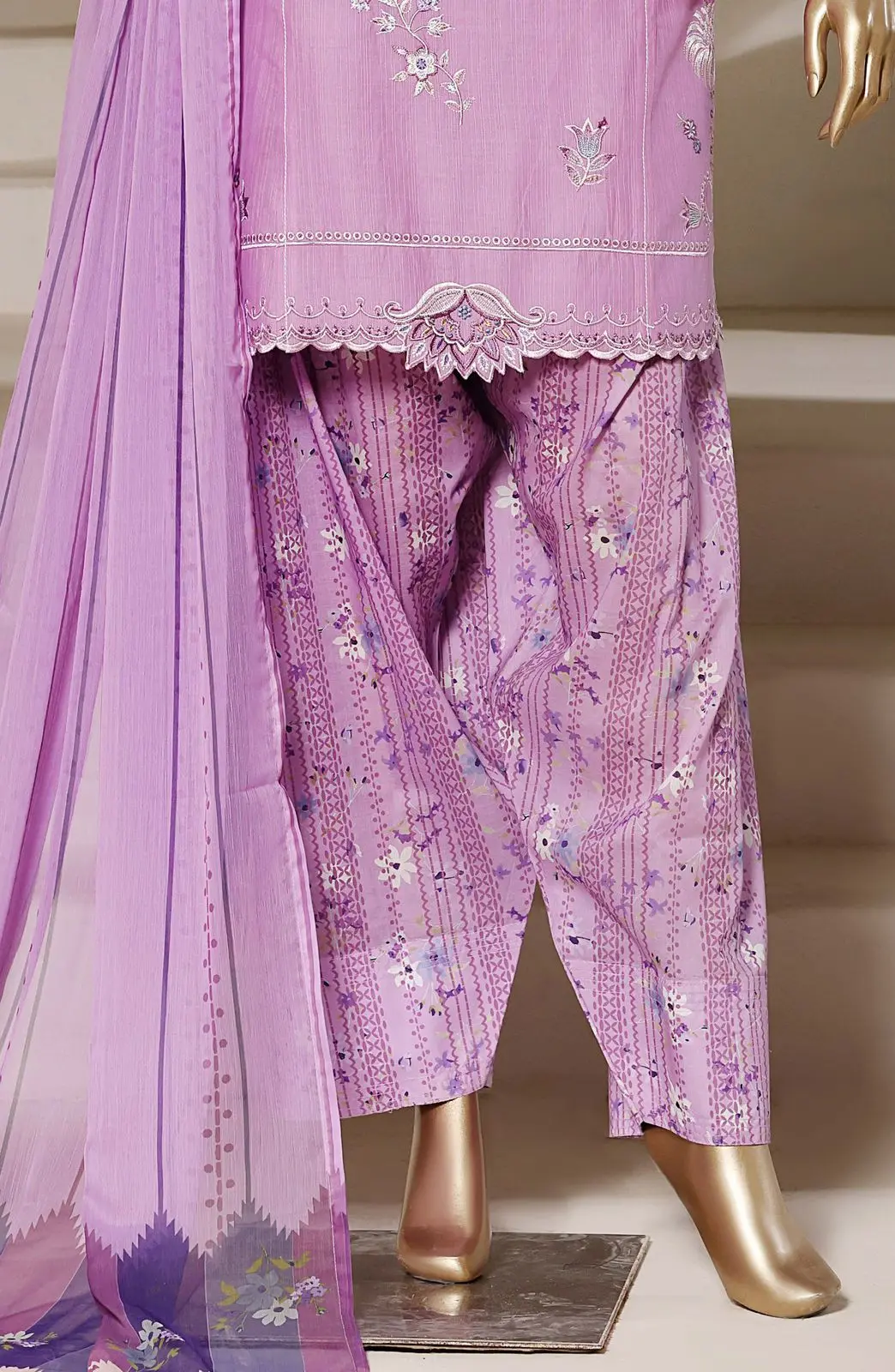 SADABAHAR Eclair Embroidery