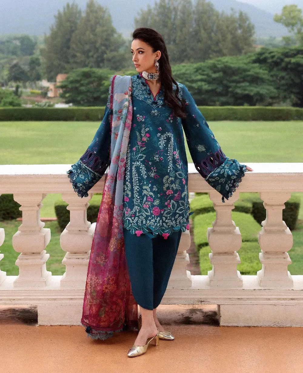 REPUBLIC WOMENSWEAR LAWN 26