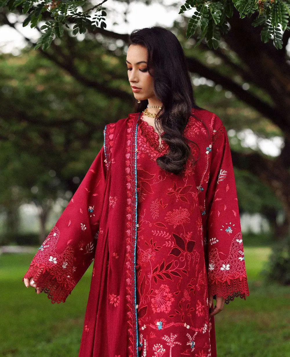 REPUBLIC WOMENSWEAR LAWN 26