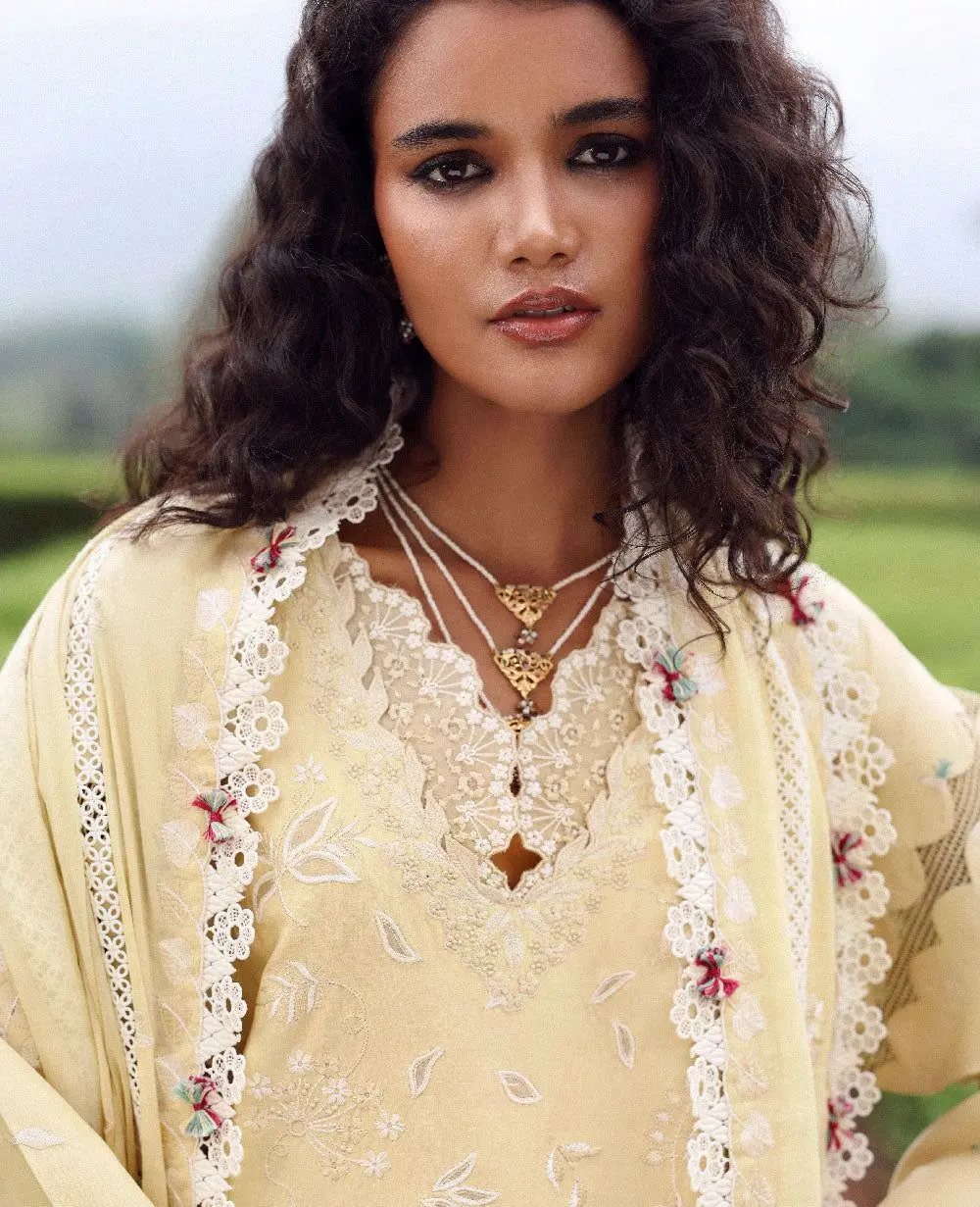 REPUBLIC WOMENSWEAR LAWN 26
