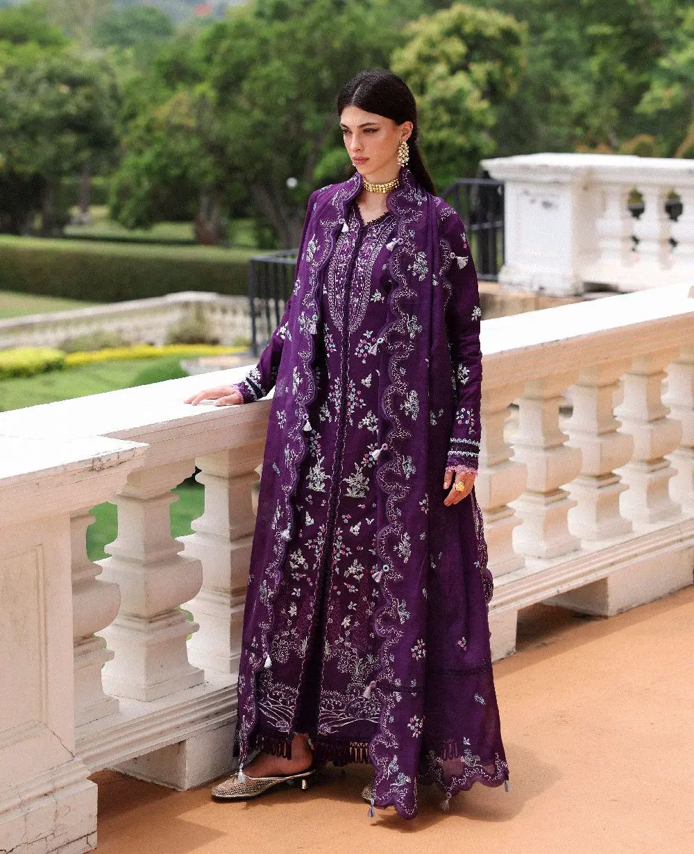 REPUBLIC WOMENSWEAR LAWN 26