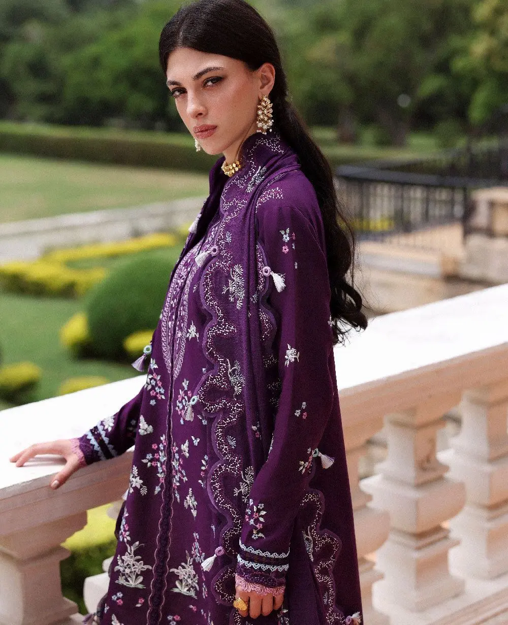 REPUBLIC WOMENSWEAR LAWN 26