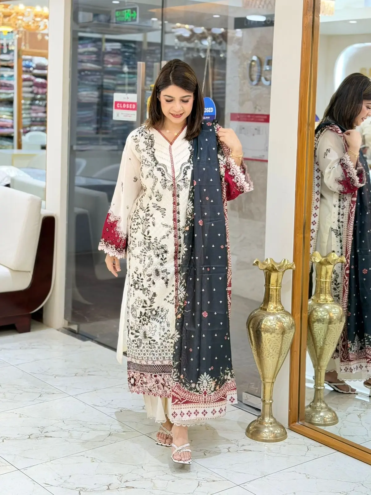 BIN ILYAS (LA-DONNA STITCHED)