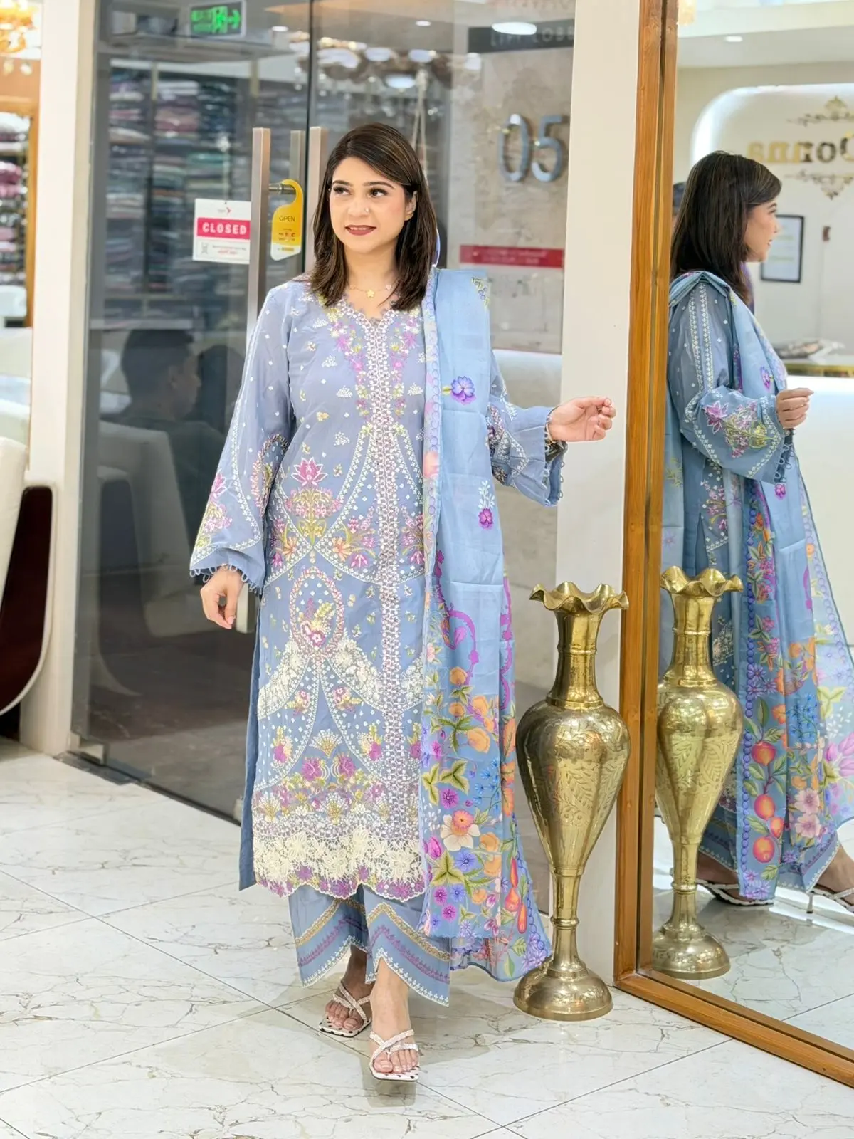 BIN ILYAS (LA-DONNA STITCHED)