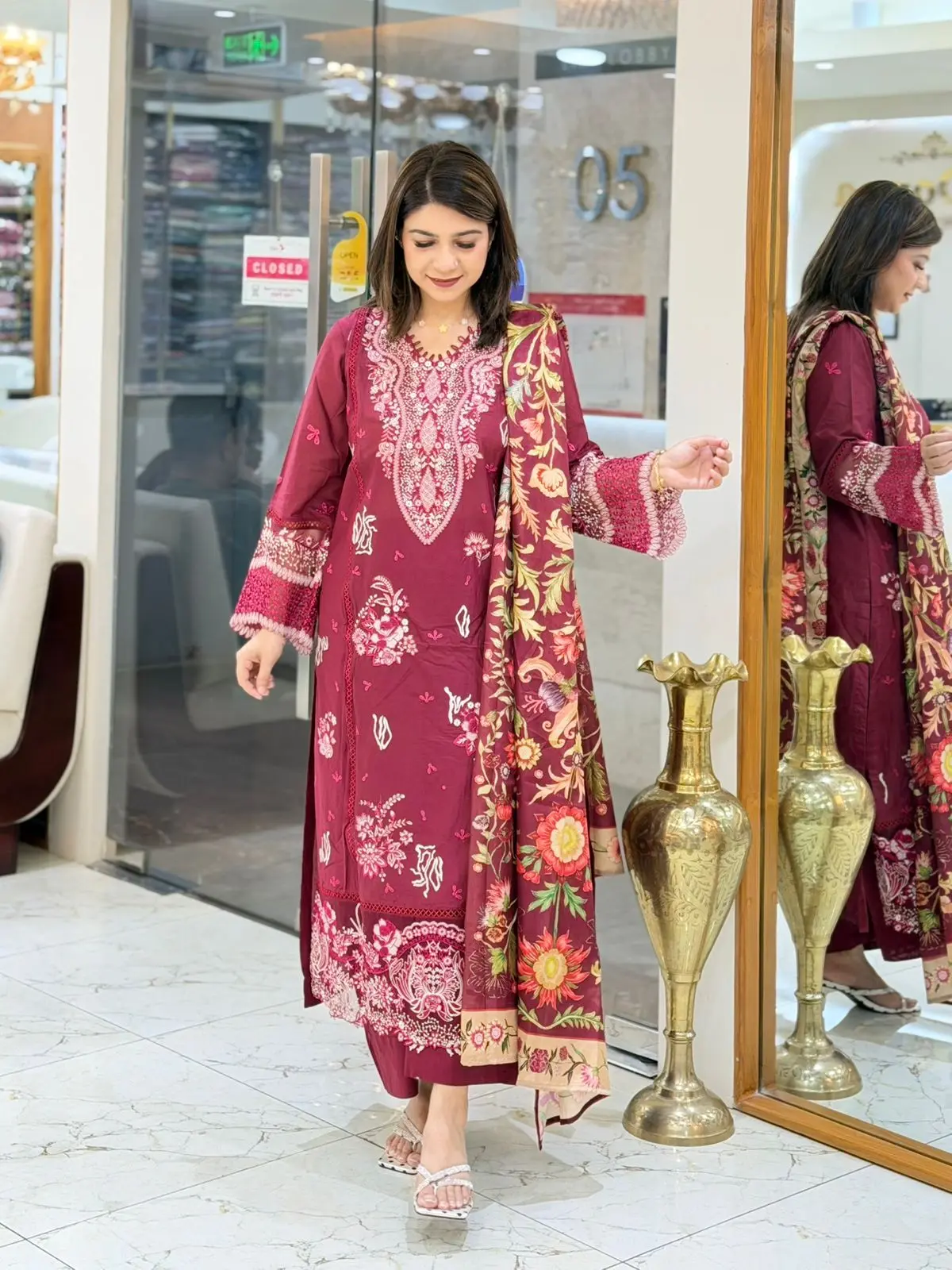 BIN ILYAS (LA-DONNA STITCHED)