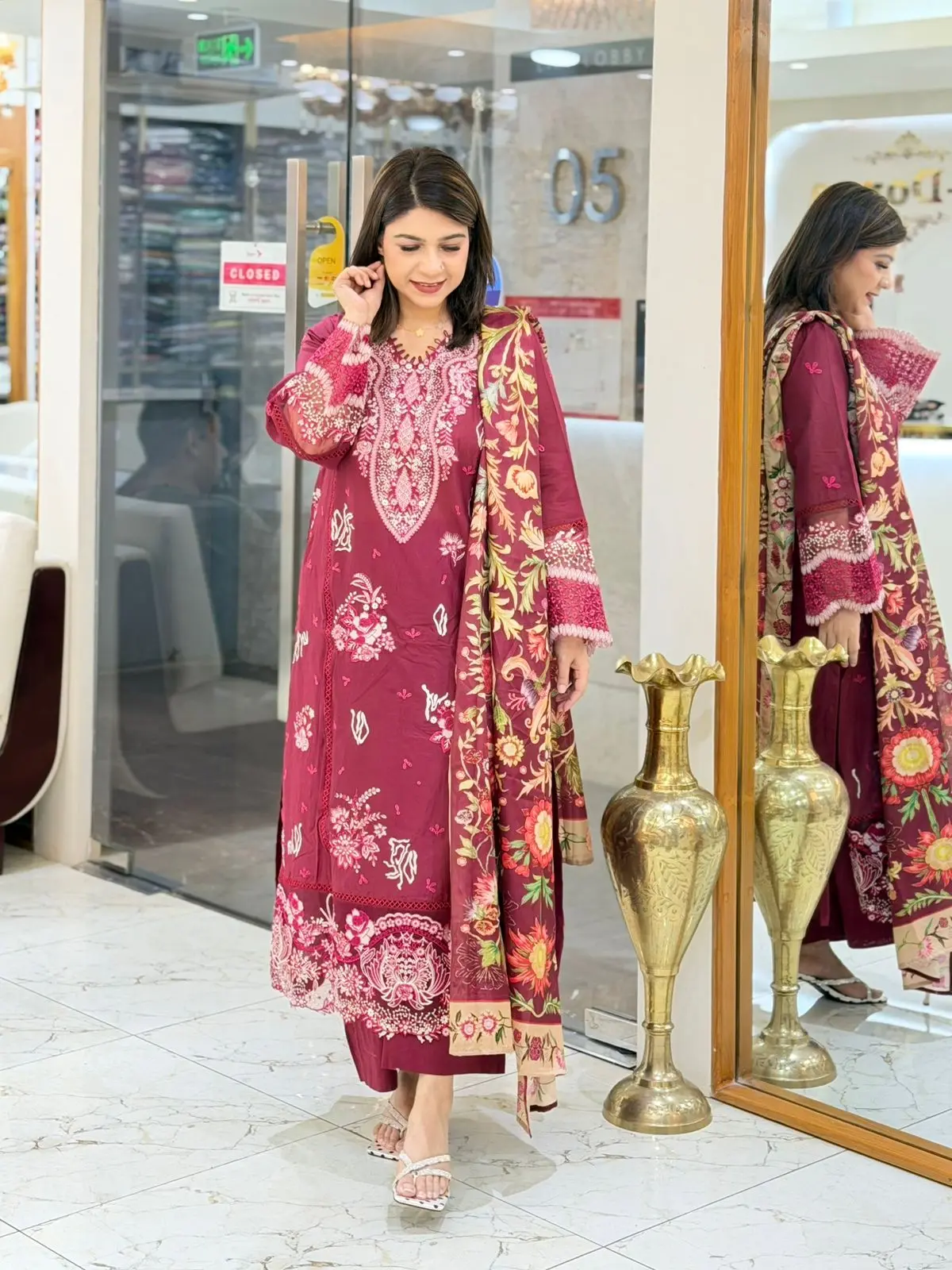 BIN ILYAS (LA-DONNA STITCHED)