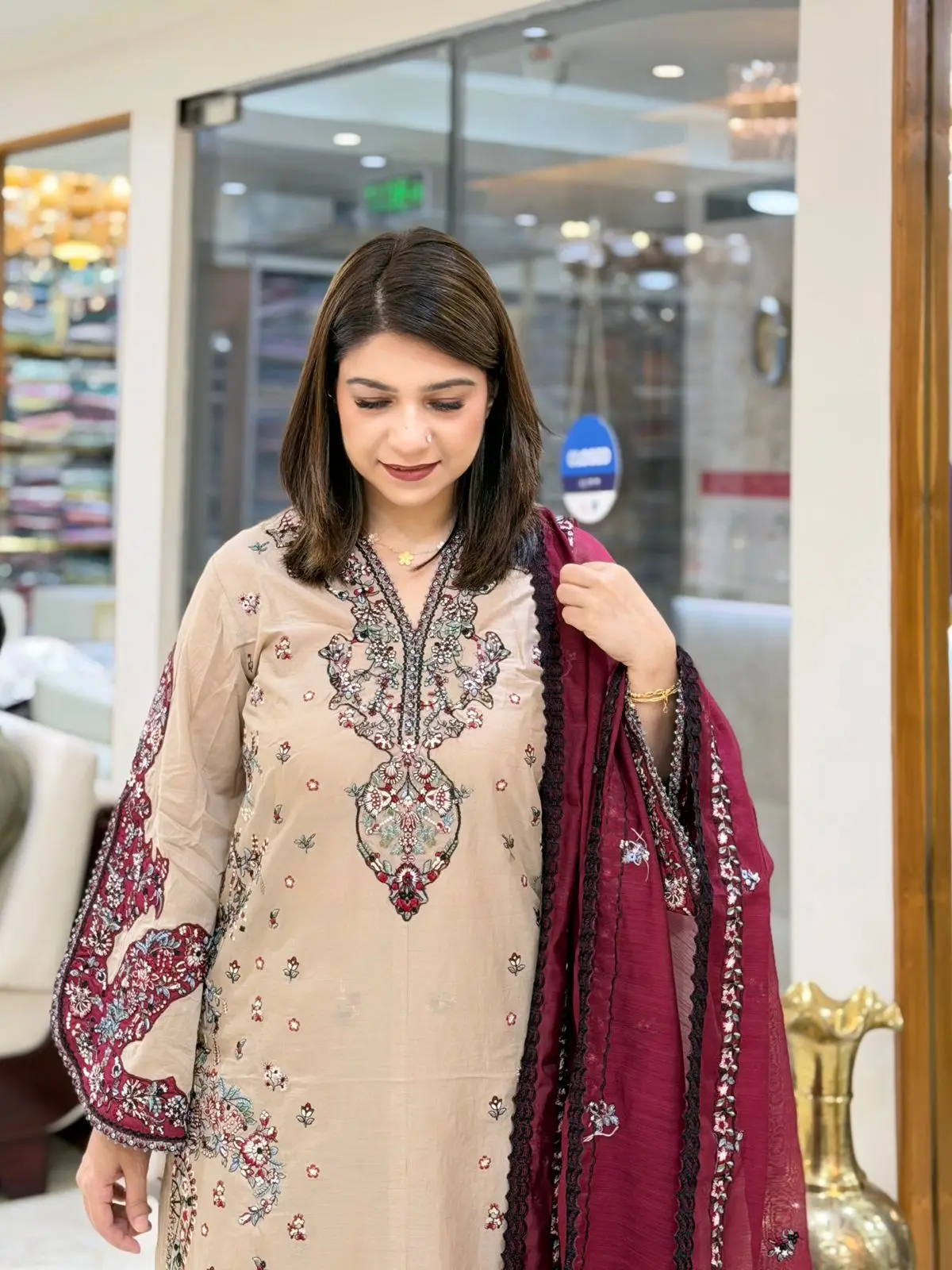 BIN ILYAS (LA-DONNA STITCHED)