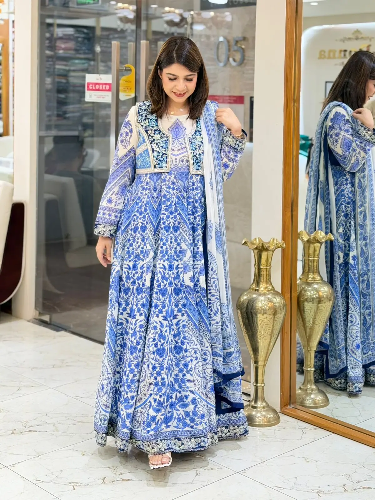 BIN ILYAS (LA-DONNA STITCHED)
