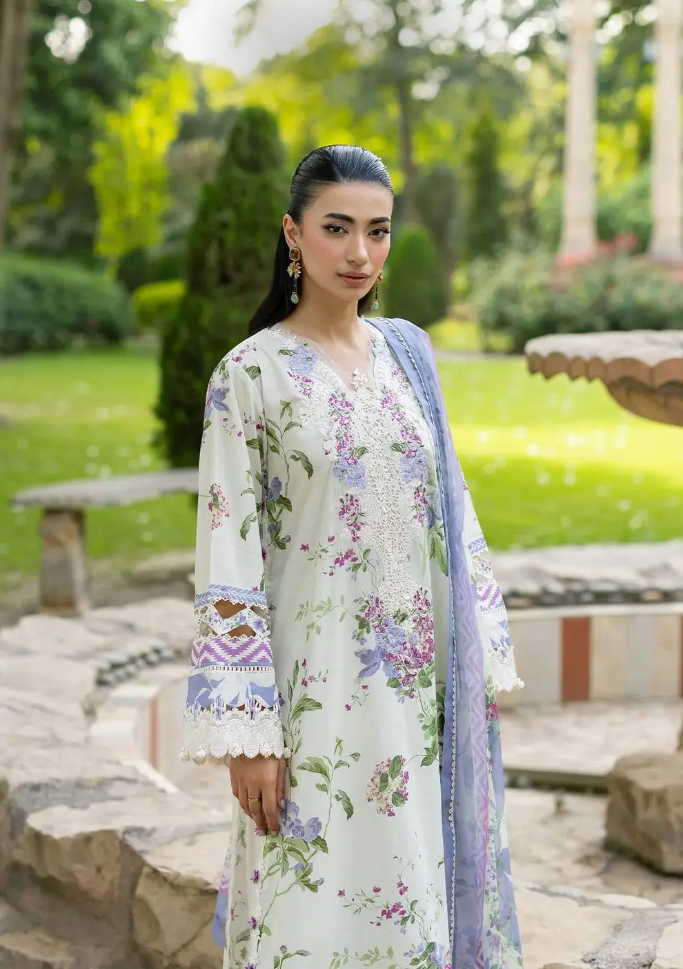 ELAF SIGNATURE  EMBROIDERY