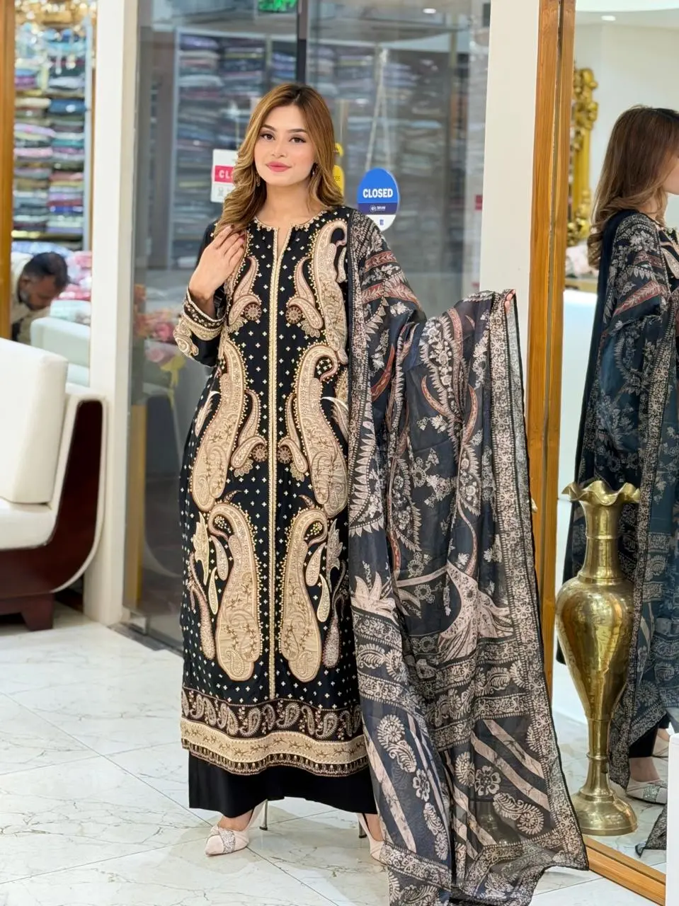BIN ILYAS (LA-DONNA STITCHED)