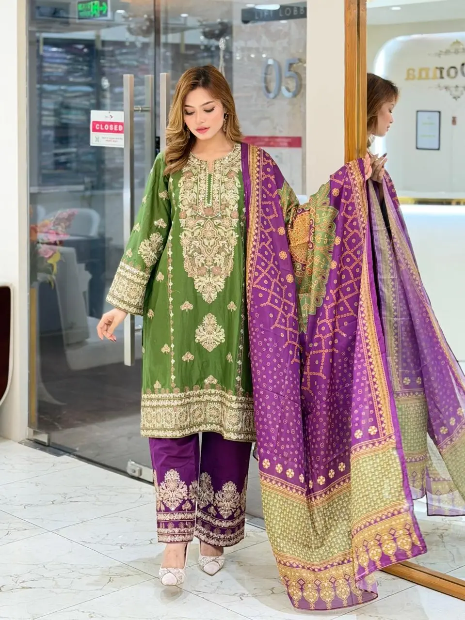 BIN ILYAS (LA-DONNA STITCHED)