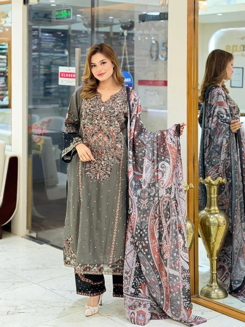 BIN ILYAS (LA-DONNA STITCHED)