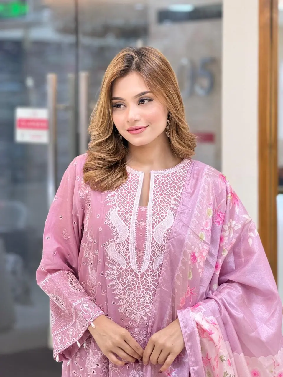 BIN ILYAS (LA-DONNA STITCHED)