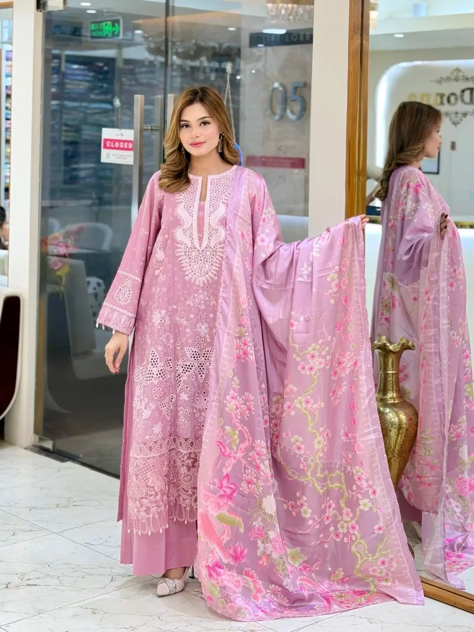 BIN ILYAS (LA-DONNA STITCHED)