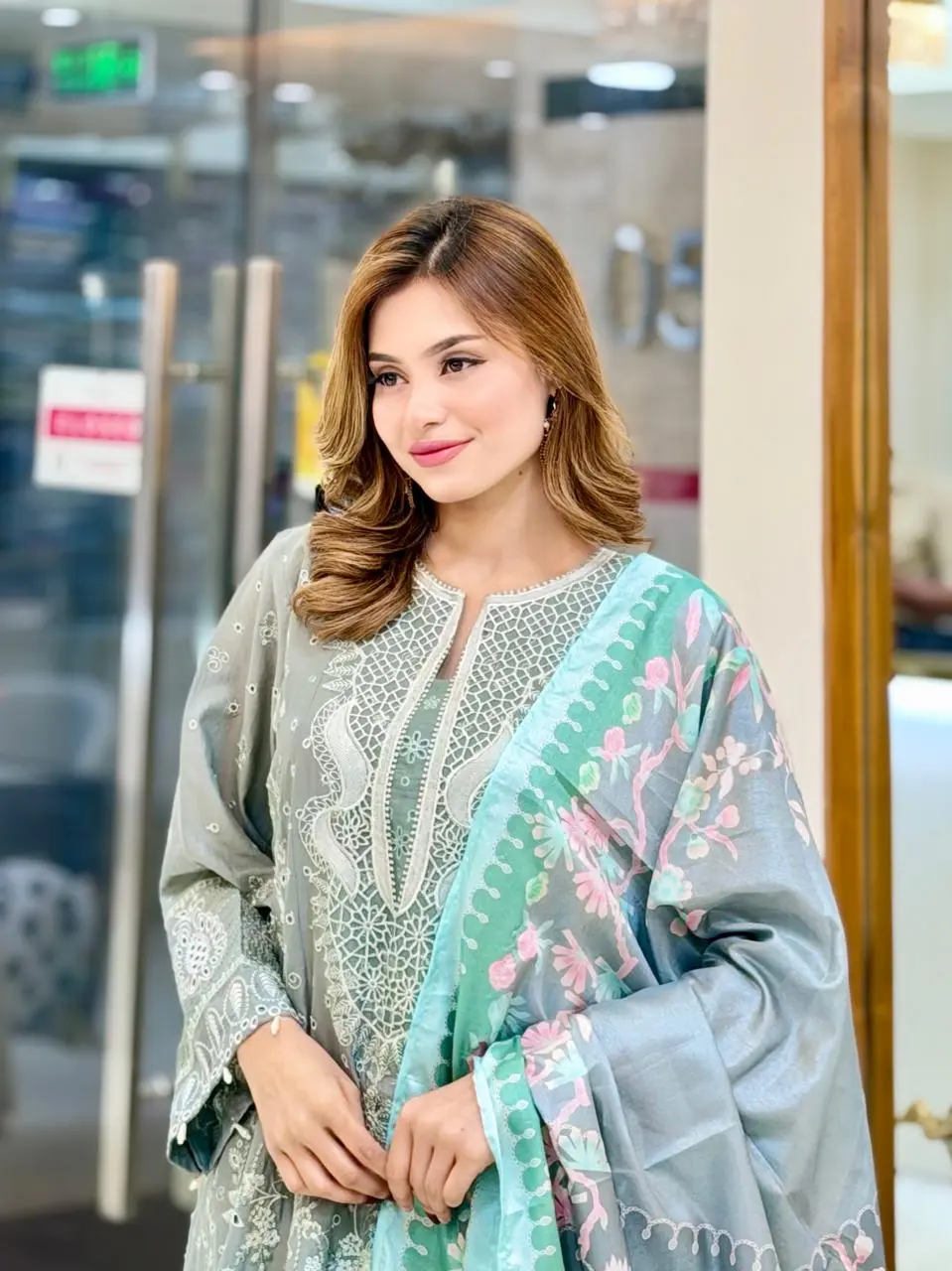 BIN ILYAS (LA-DONNA STITCHED)