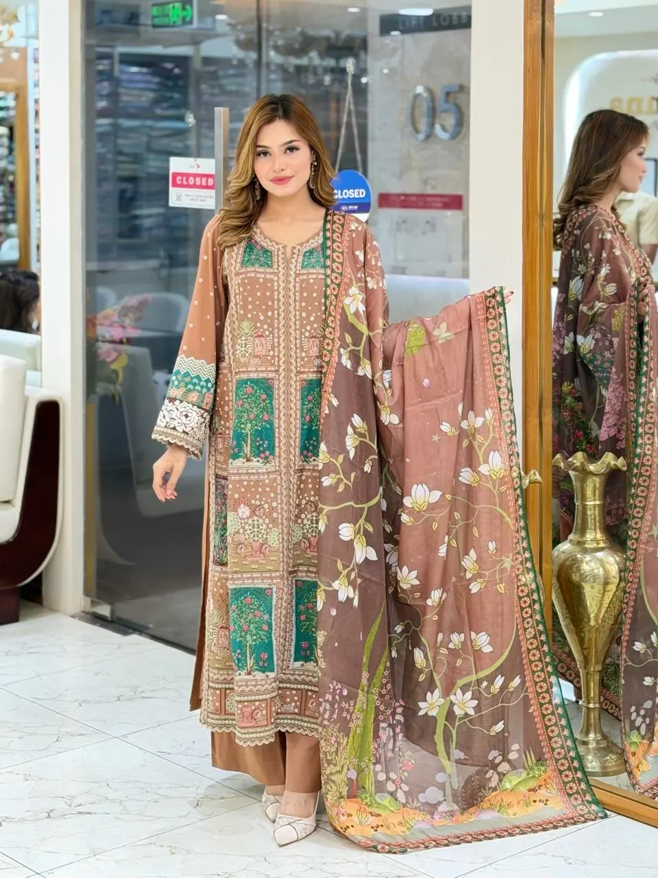 BIN ILYAS (LA-DONNA STITCHED)