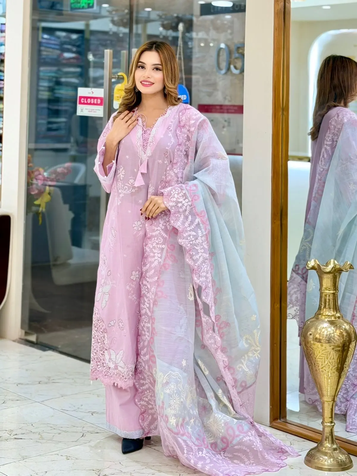 QALAMKAR (LA-DONNA STITCHED)