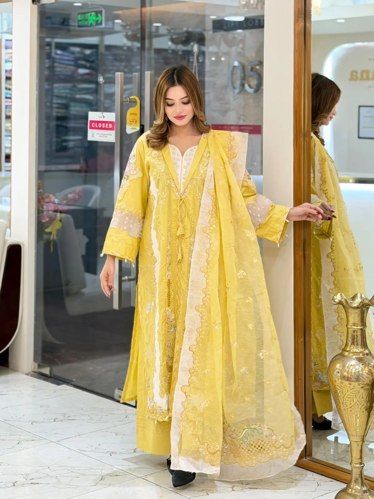 QALAMKAR (LA-DONNA STITCHED)