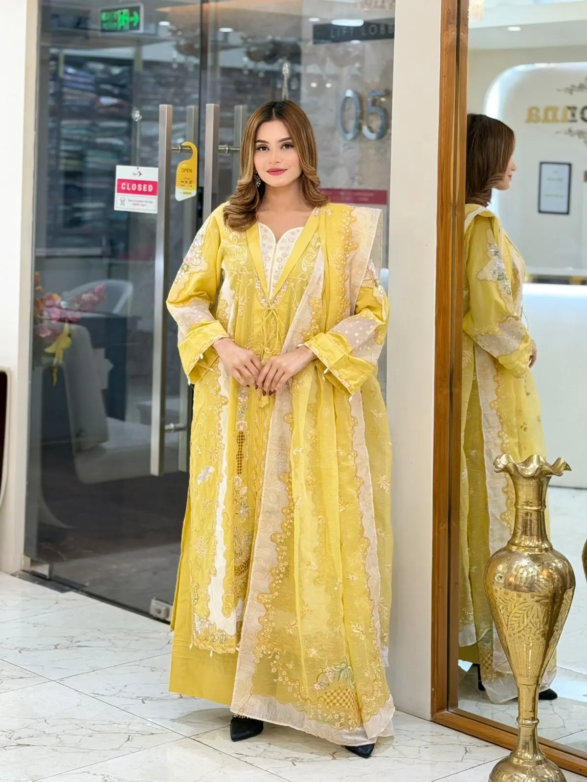 QALAMKAR (LA-DONNA STITCHED)