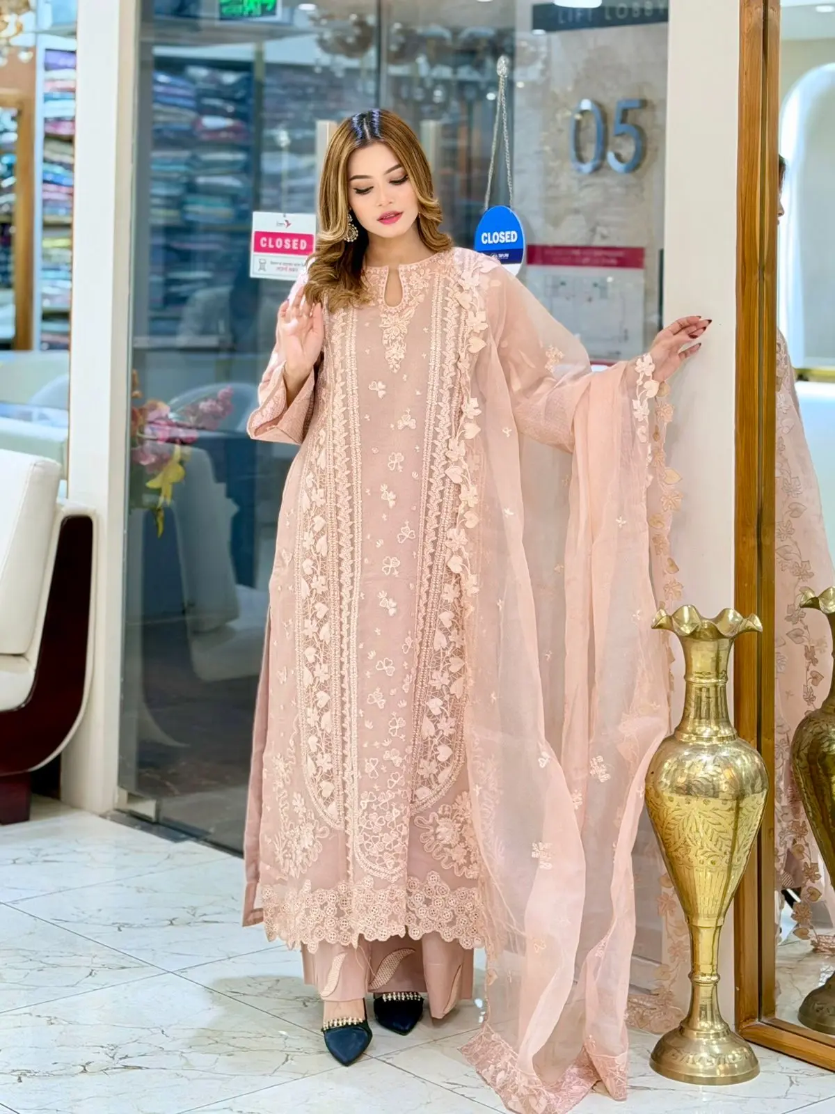 QALAMKAR (LA-DONNA STITCHED)