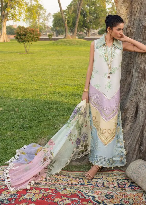 SAIRA SHAKIRA BLOOM