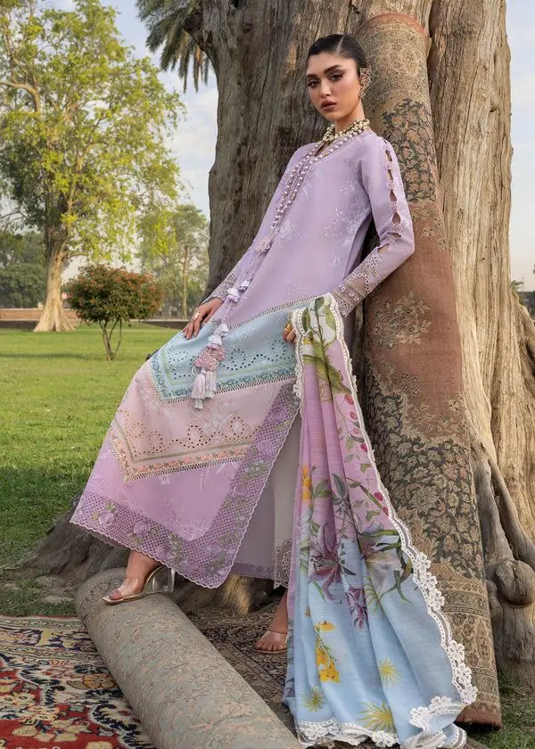 SAIRA SHAKIRA BLOOM