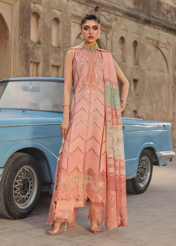 SAIRA SHAKIRA BLOOM