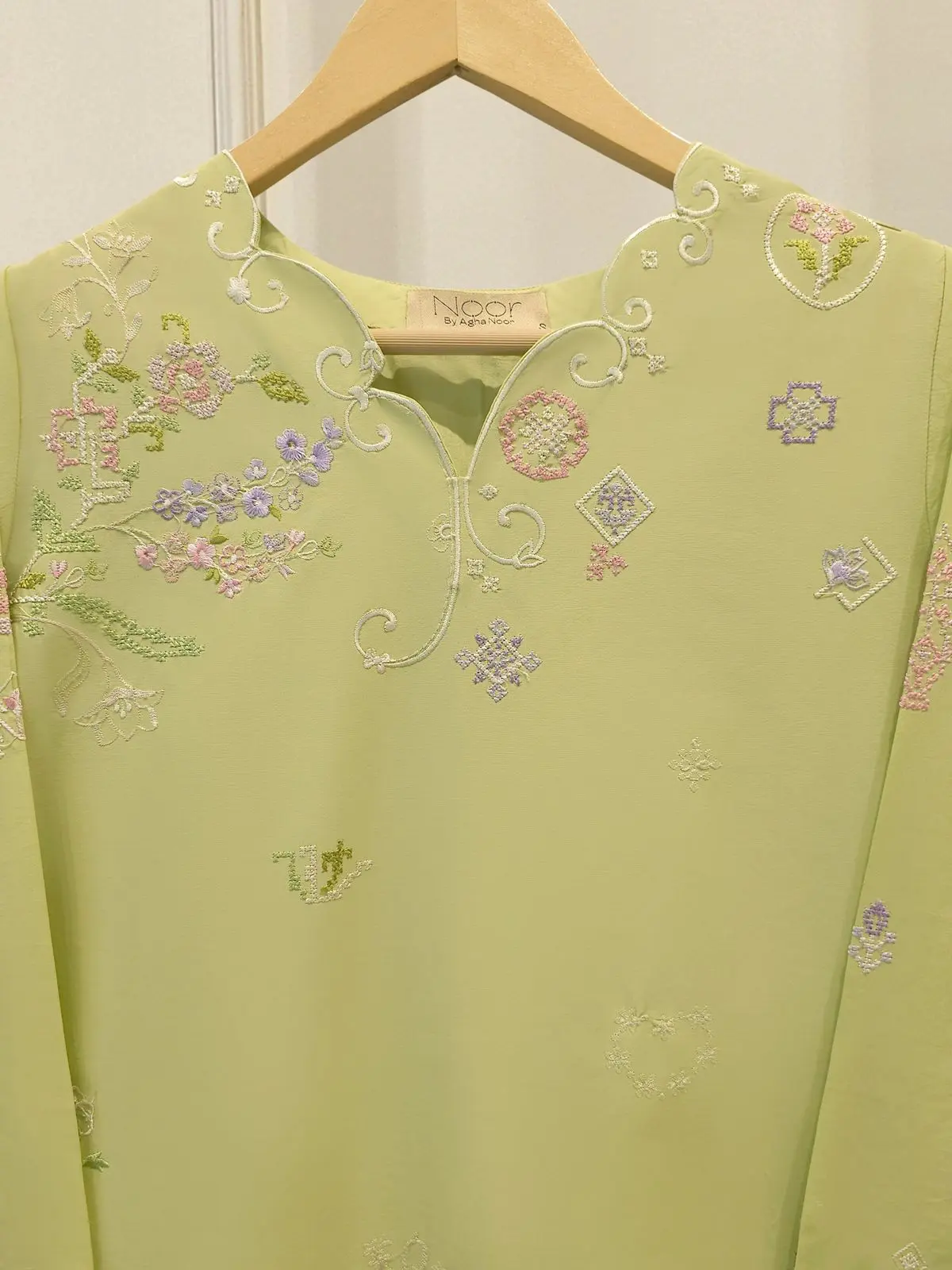 AGHA NOOR RTW