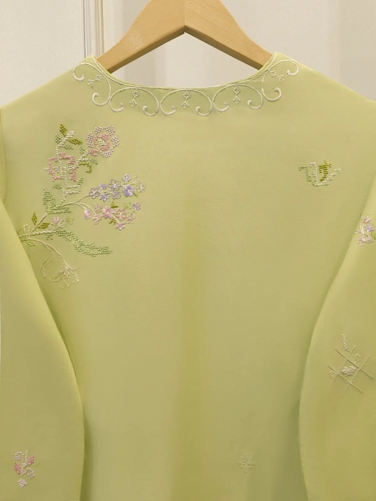 AGHA NOOR RTW