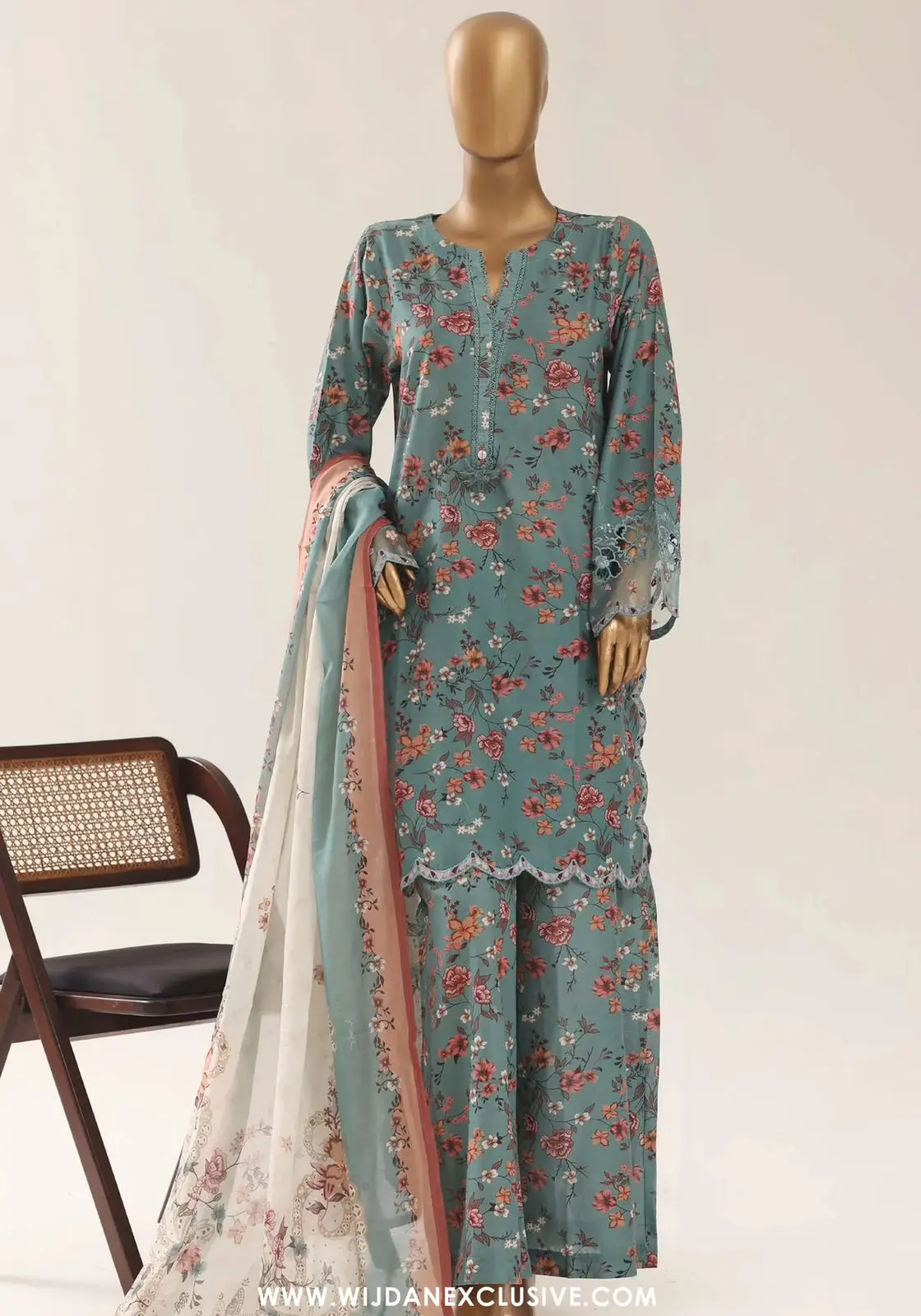 SADABAHAR MALIKA EMBROIDERY FESTIVE