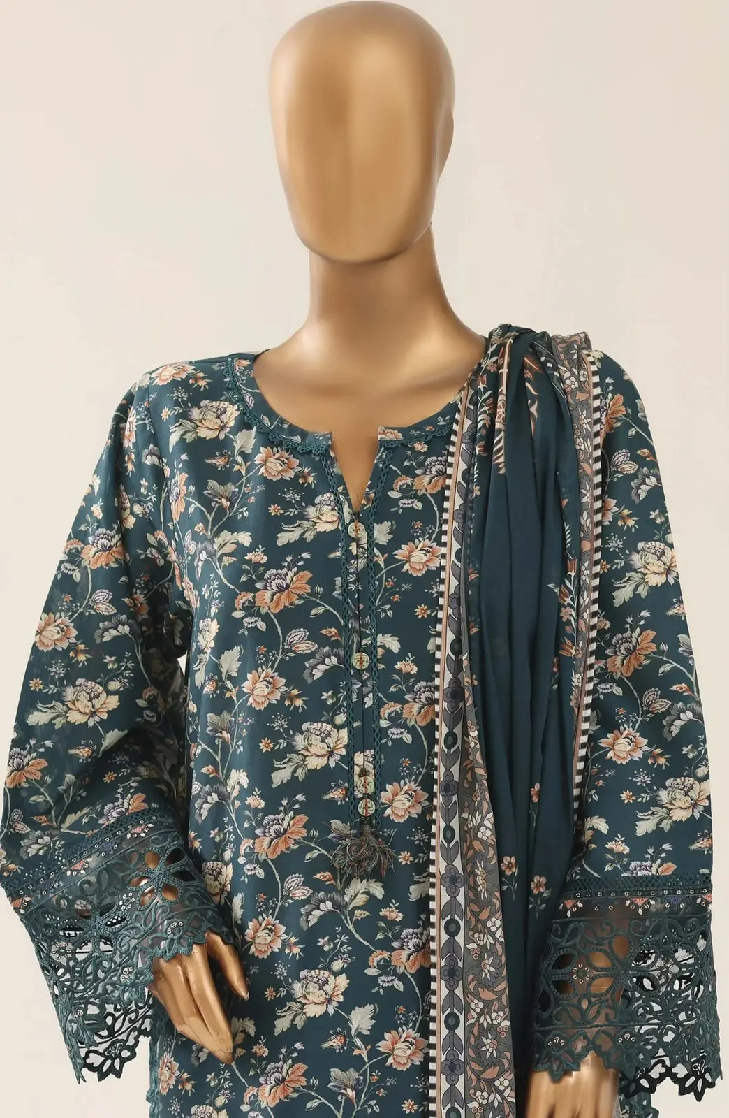 SADABAHAR MALIKA EMBROIDERY FESTIVE