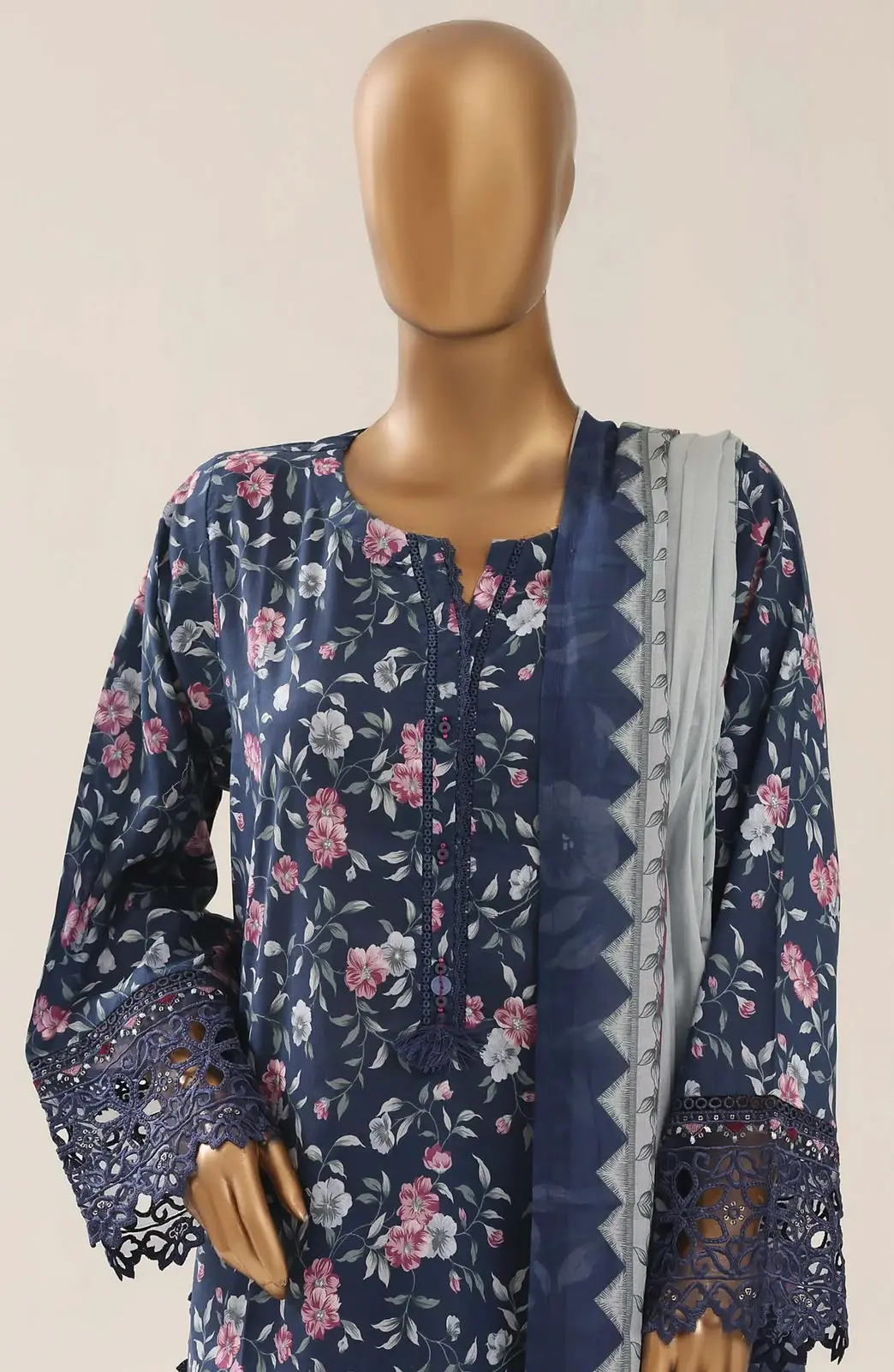 SADABAHAR MALIKA EMBROIDERY FESTIVE